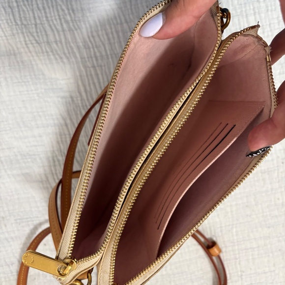 Louis Vuitton double zip pochette - Picture 3 of 3